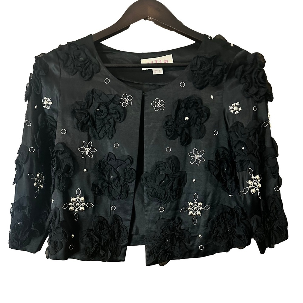 iiJin Elegant Black Floral Embellished Rhinestones Flowers Hook Close Jacket 0
